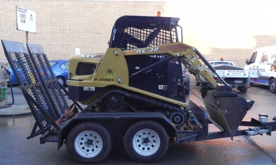 Hire Earthmoving Equipment - Posi Track Loader